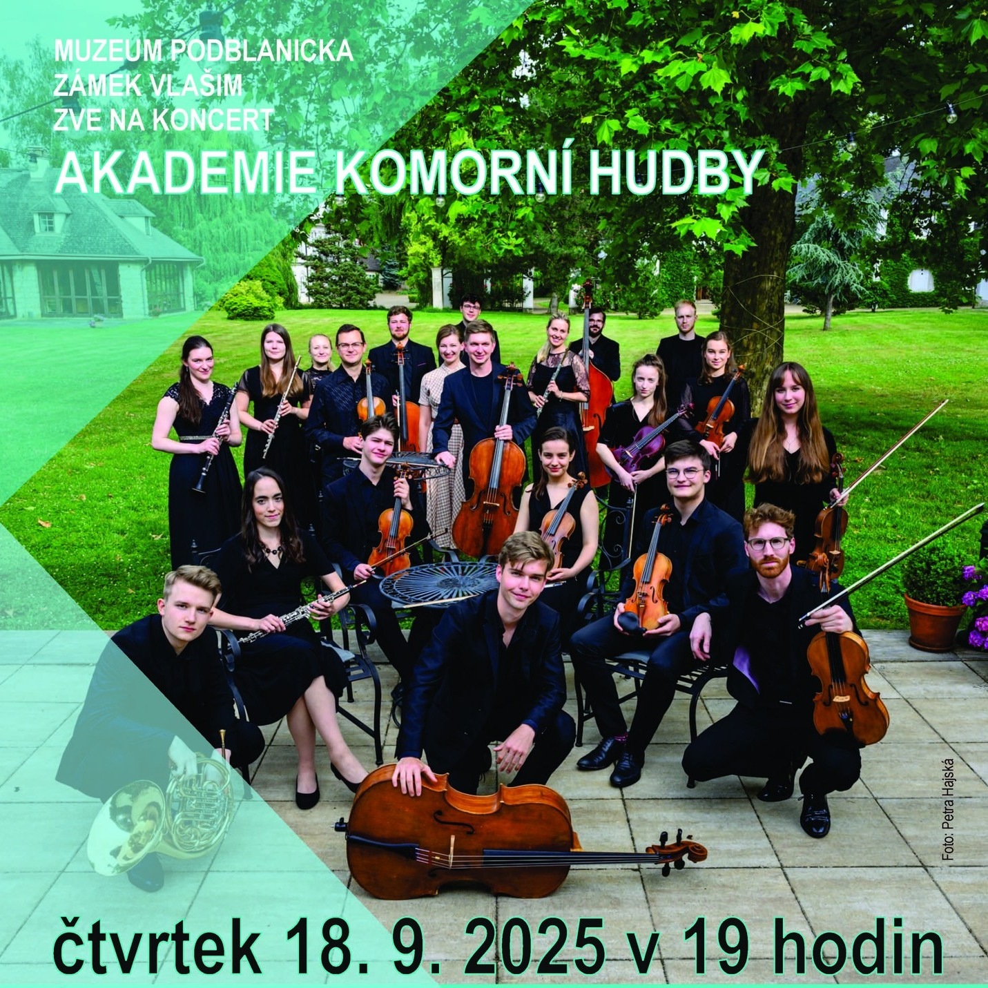 Koncertní sál zámku Vlašim připravený pro vystoupení Akademie komorní hudby